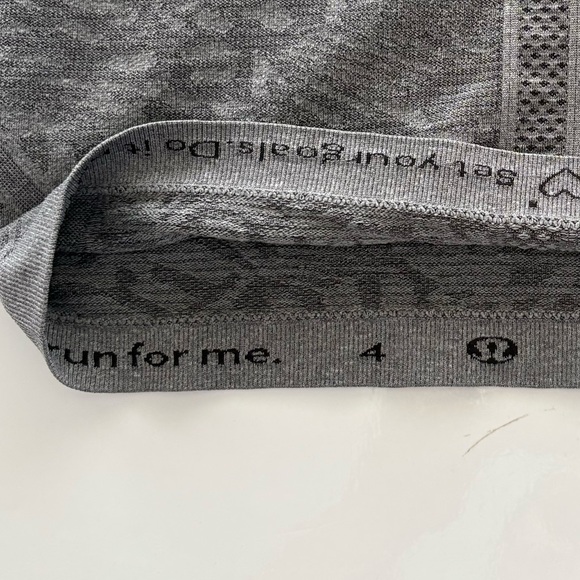 Lululemon Patterned Tank Top - Picture 7 of 7